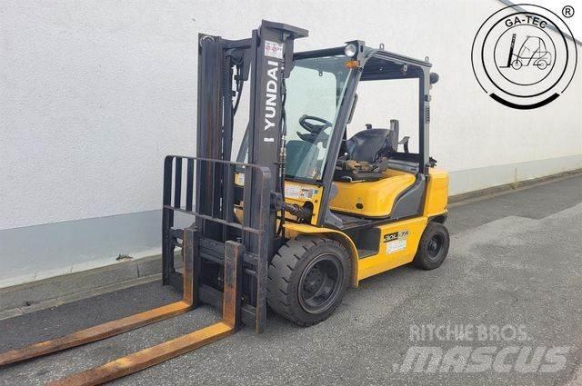 Hyundai 30L-7A شاحنات LPG