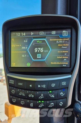 Hyundai HL 960 XT لوادر بعجل
