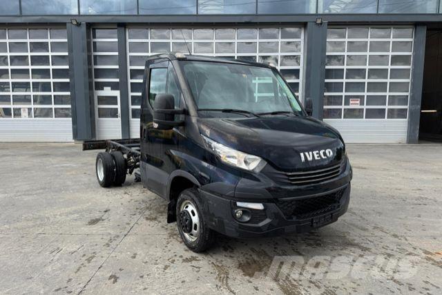 Iveco 35C21 Daily أخرى