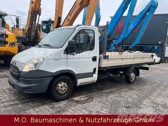 Iveco 35S13 شاحنات خفيفة/مفصلية الجوانب