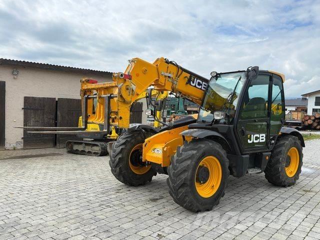 JCB 535-95 مناولات متداخلة
