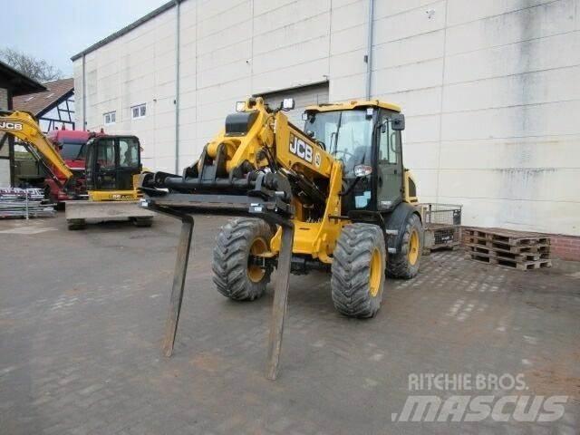 JCB TM220 Agri لوادر وحفارات أمامية
