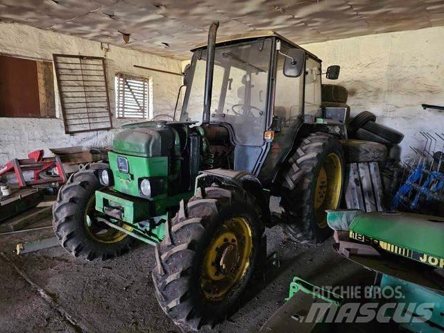 John Deere 1850 A الجرارات