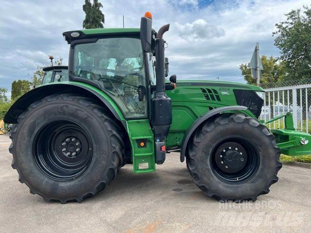 John Deere 6155 R الجرارات