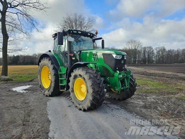 John Deere 6170R الجرارات