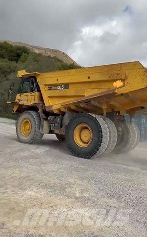 Komatsu HD 605-7 أخرى