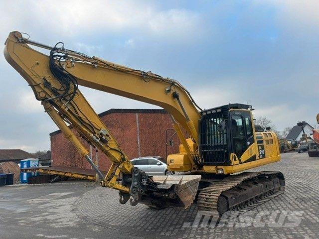 Komatsu PC210LC11 حفارات زحافة
