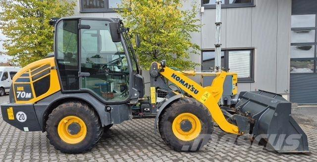 Komatsu WA 70 M-8 لوادر بعجل
