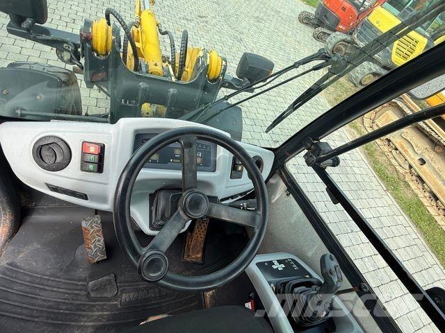 Komatsu WA70-5 لوادر بعجل