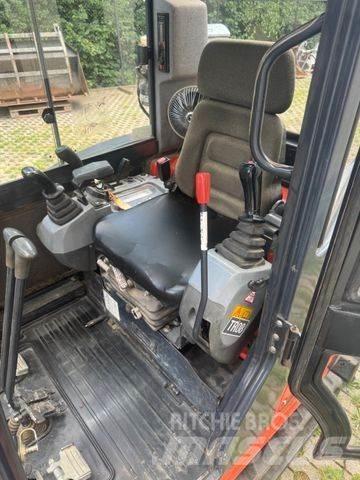 Kubota KX61-3 حفارات صغيرة أقل من 7 طن (حفارات صغيرة)