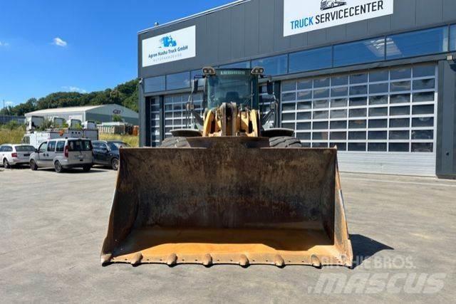 Liebherr 586 2plus2 أخرى