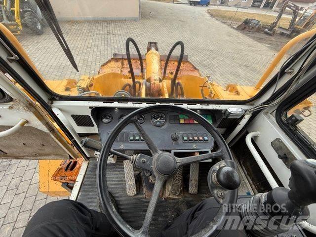 Liebherr L 521 لوادر بعجل