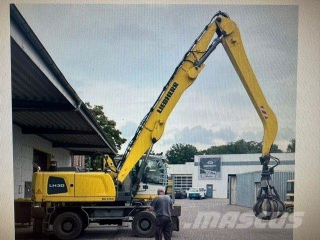 Liebherr LH30M حفارات بعجل