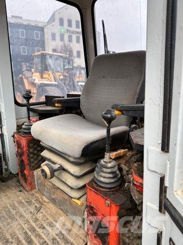 Liebherr PR 721 B بلدوزرات مجنزرة