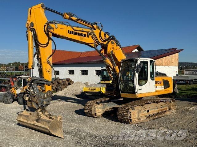 Liebherr R 906 LC حفارات زحافة