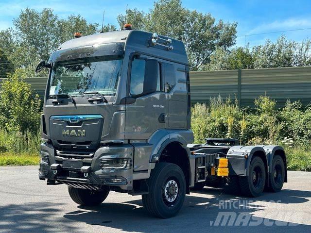 MAN TGS 26.520 6x6 وحدات الجر