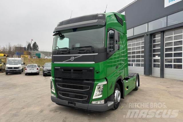 MAN TGX 33.520 6x4 وحدات الجر