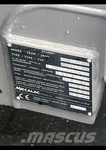 Mecalac 11 MWR حفارات بعجل