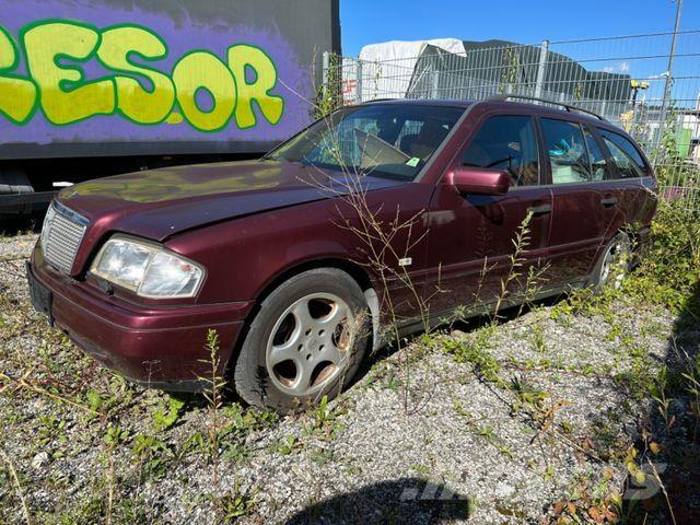 Mercedes-Benz 200 سيارات