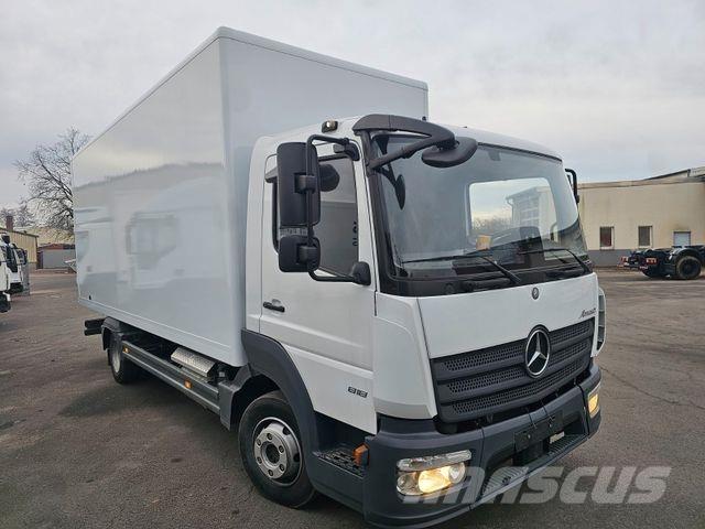 Mercedes-Benz 818 هيكل صندوقي