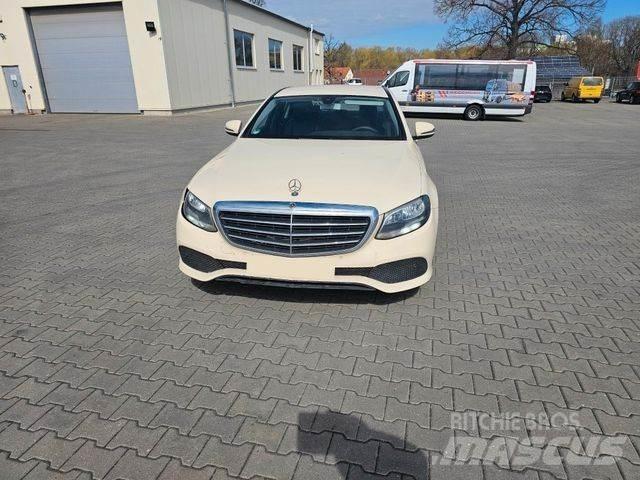 Mercedes-Benz E 200 سيارات