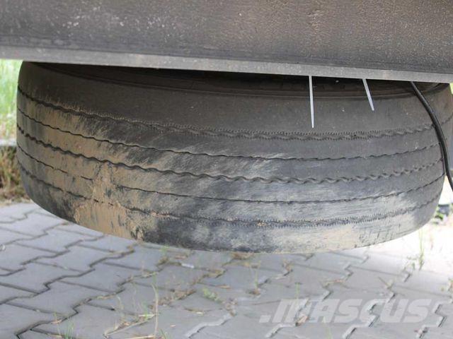 Panav TVK18M مقطورات بغطاء جانبي