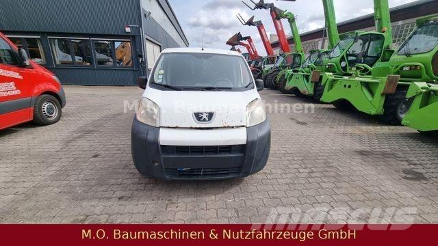 Peugeot Bipper شاحنة مقفلة