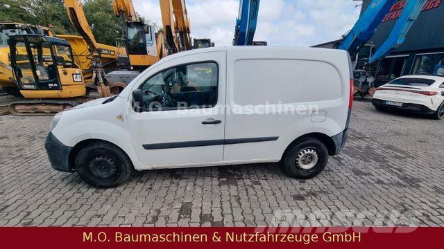 Renault Kangoo شاحنة مقفلة