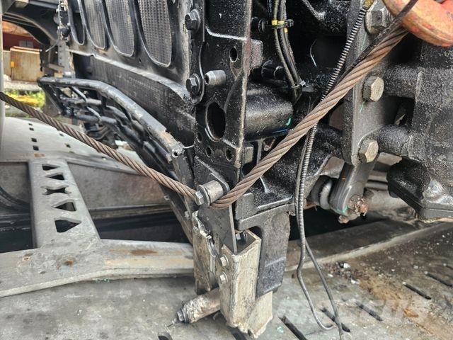 Renault T 440 وحدات الجر