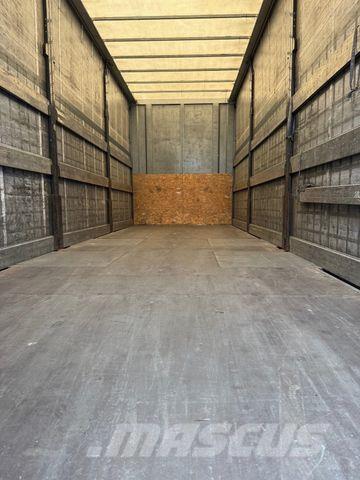 Scania R490 شاحنات أخرى