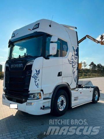 Scania S580 A4x2NB وحدات الجر