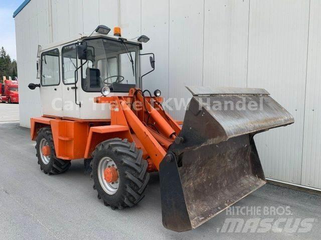 Schaeff SKB 902 لوادر ذات جرافات عكسية