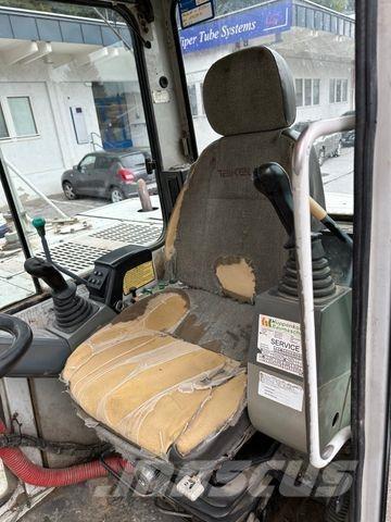 Takeuchi TB175WA حفارات بعجل