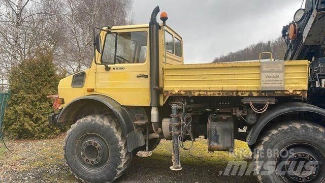 Unimog 2150 أخرى