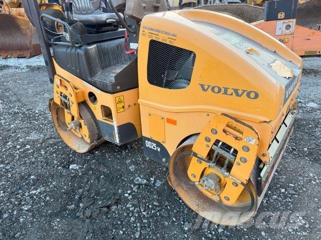 Volvo DD 25 مداحل متنوعة