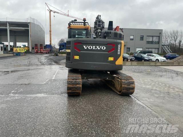 Volvo ECR 145 L حفارات زحافة