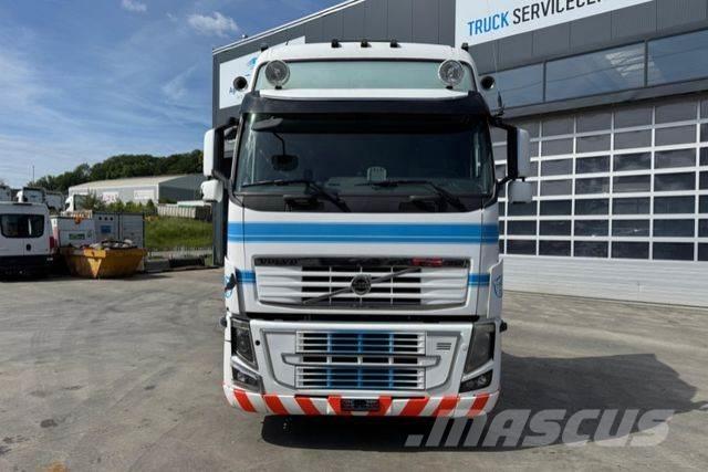 Volvo FH16-750 6x2 وحدات الجر