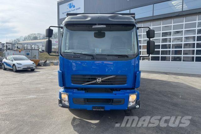 Volvo FLL-290 شاحنات بغطاء جانبي
