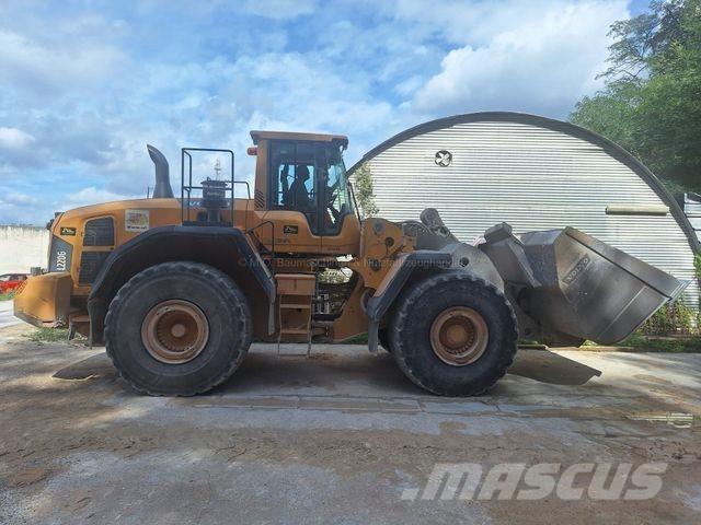 Volvo L 220 G لوادر بعجل