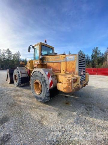 Volvo L180 لوادر بعجل