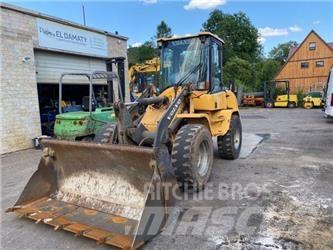 Volvo L30 لوادر بعجل