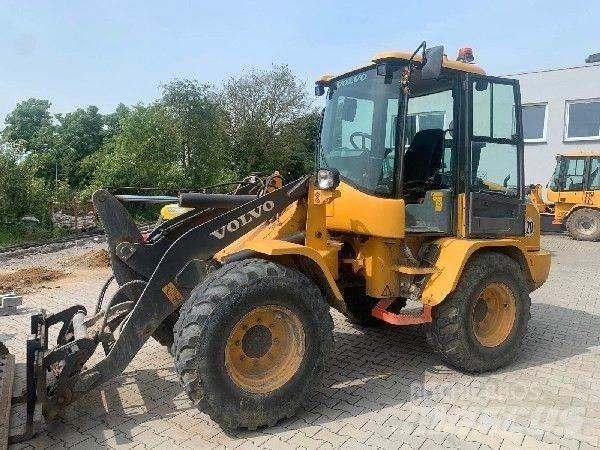 Volvo L35G لوادر بعجل