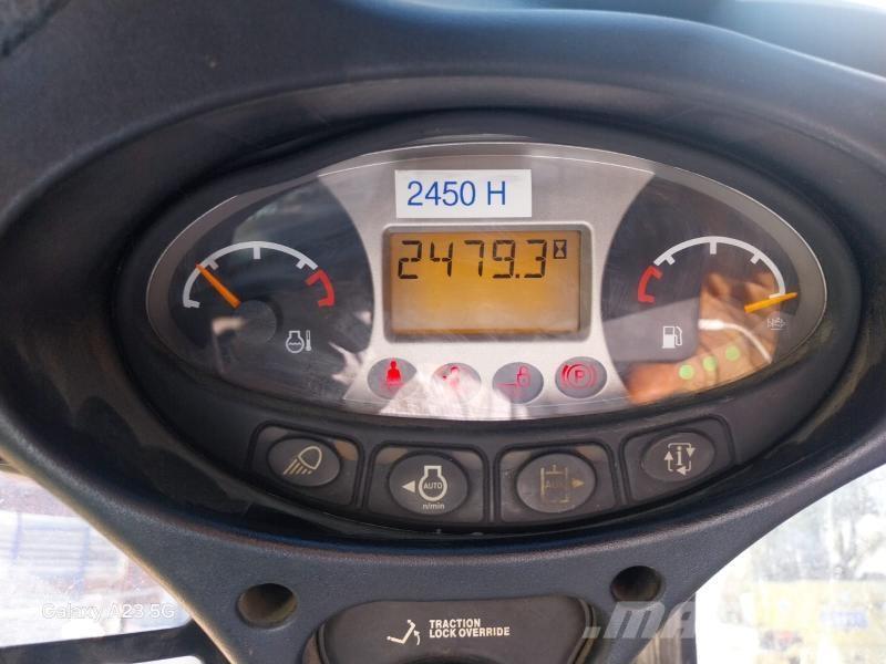 Bobcat T870 لوادر صغيرة