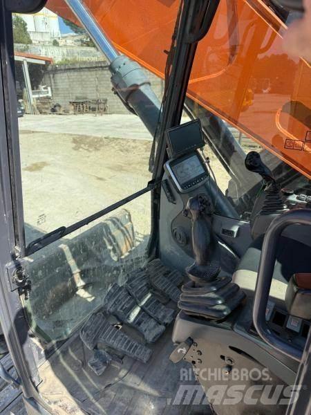 Doosan DX235LCR حفارات زحافة