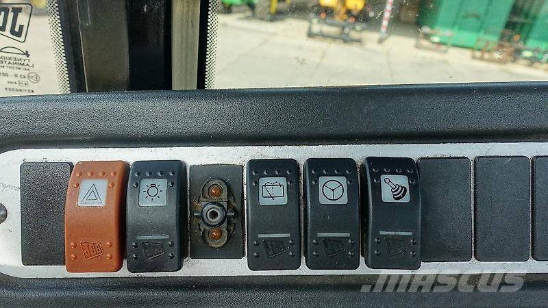 JCB 426 لوادر بعجل