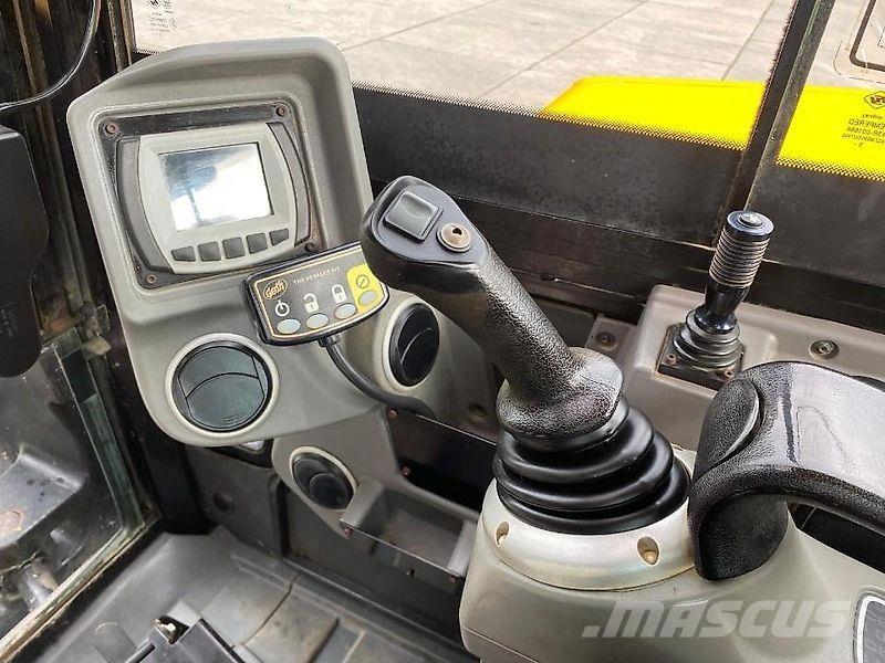 JCB 85 Z حفارات زحافة