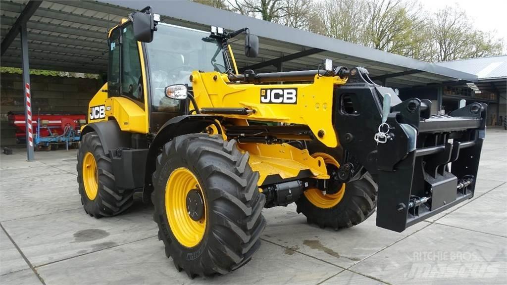JCB TM 320 S مناولات متداخلة