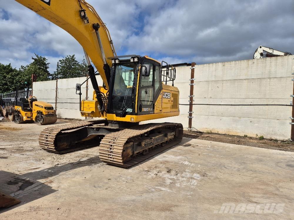 JCB 220X حفارات زحافة