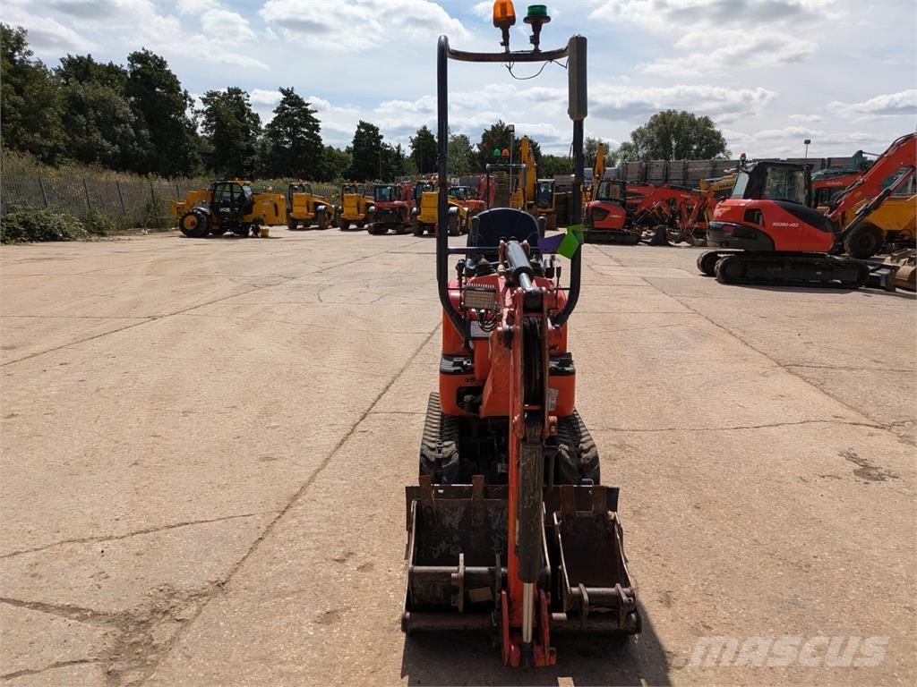 Kubota  حفارات زحافة