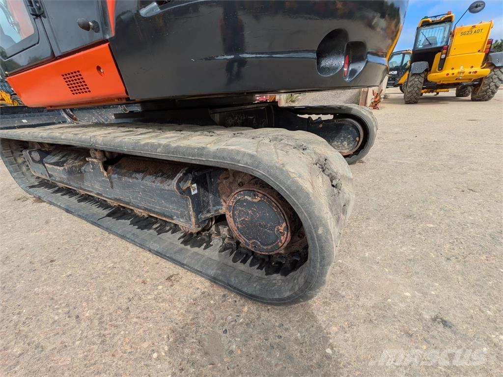 Kubota  حفارات صغيرة أقل من 7 طن (حفارات صغيرة)